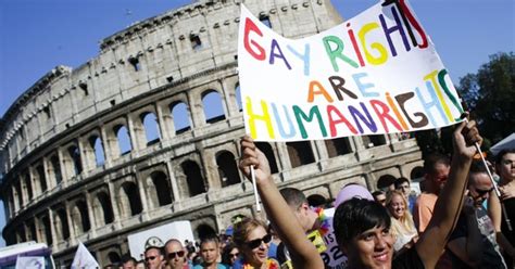 Annunci gay in Italia